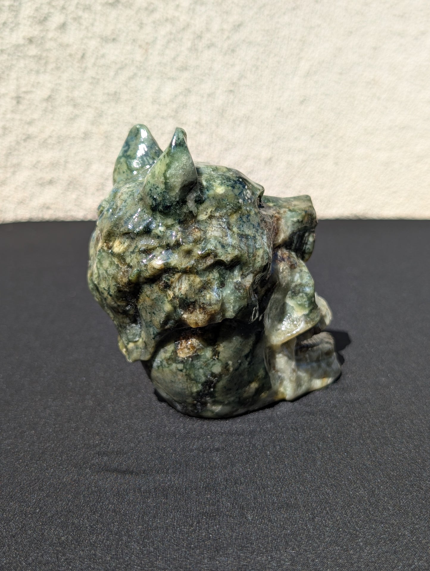 Fang of Fate – Jade Wolf & Skull Carving - 4.2" | 1.2 lbs