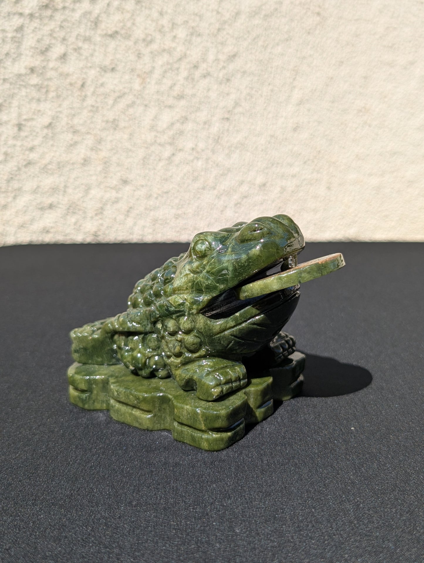 Jade Money Frog Carving – 3.2" | 1.4 lbs