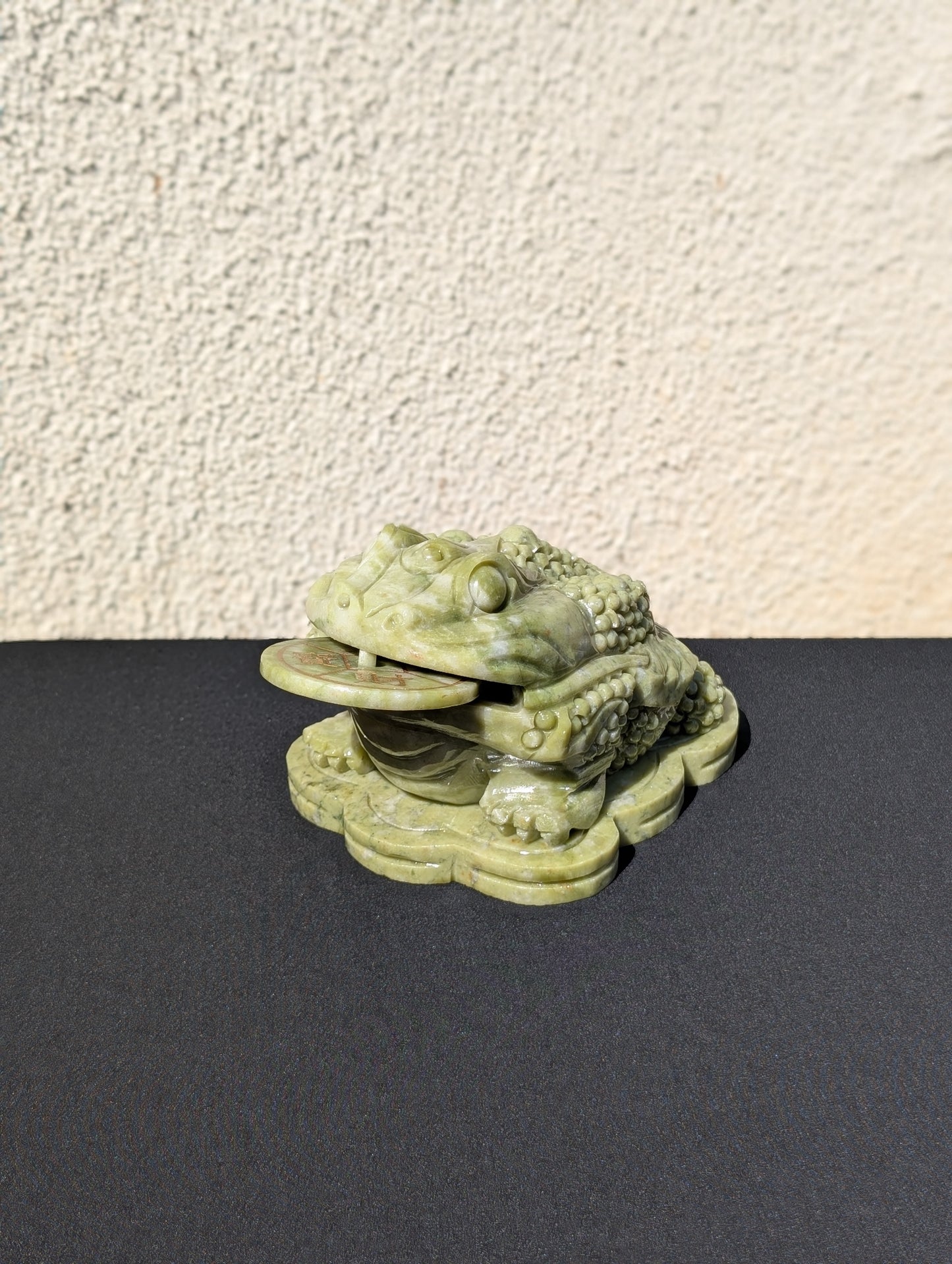 Jade Money Frog Carving – 4.7" | 8.9 lbs