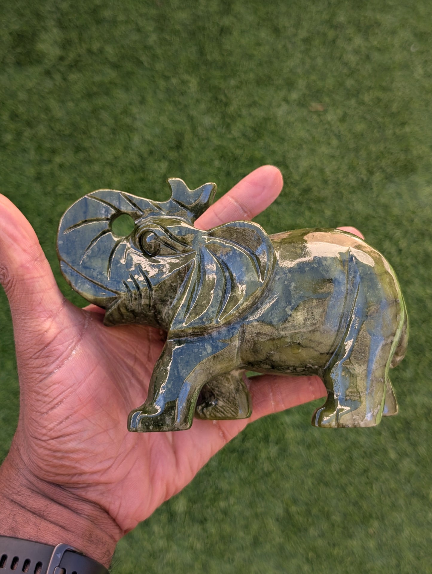 Jade Elephant Carving – 4.5" | 2.5 lbs