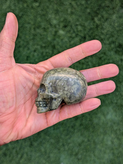 Jade Skull Carving – 2"